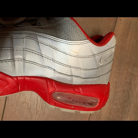 AirMax 95 Metallic Silver Reflective, size US10 - Picture 8 of 10
